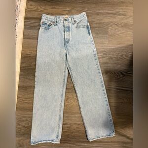 Levi’s ribcage ankle jeans